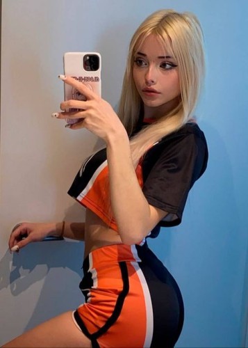 Кристина, Г. Сургут